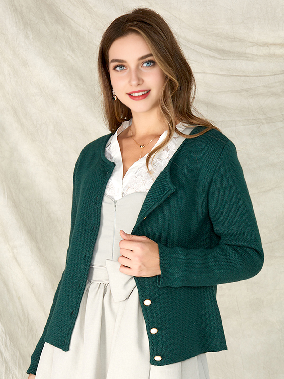 Dirndl in Grün mit Strickoptik