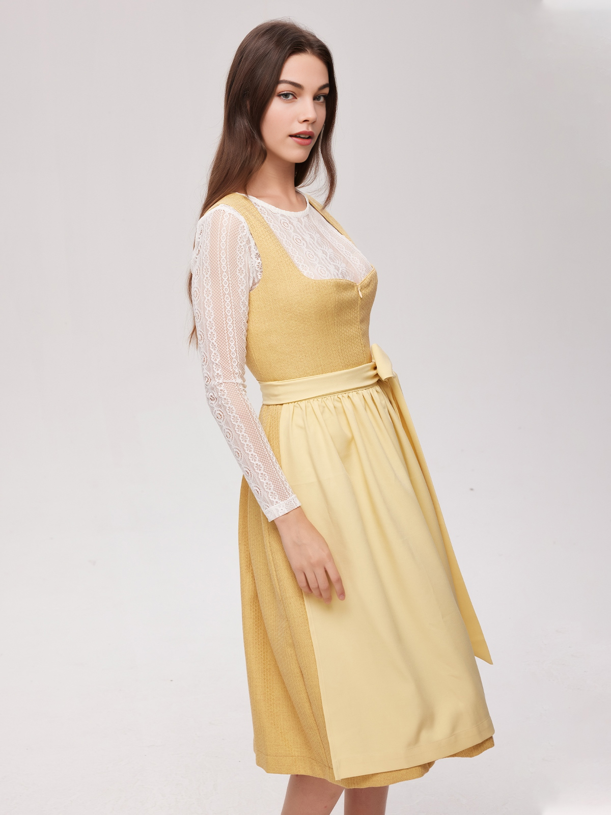 Dirndl in Orange